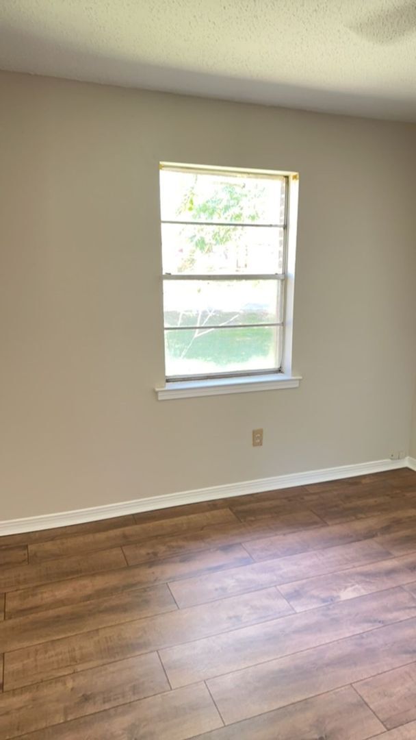 Foto del edificio - 148 Edgeview Heights Rd