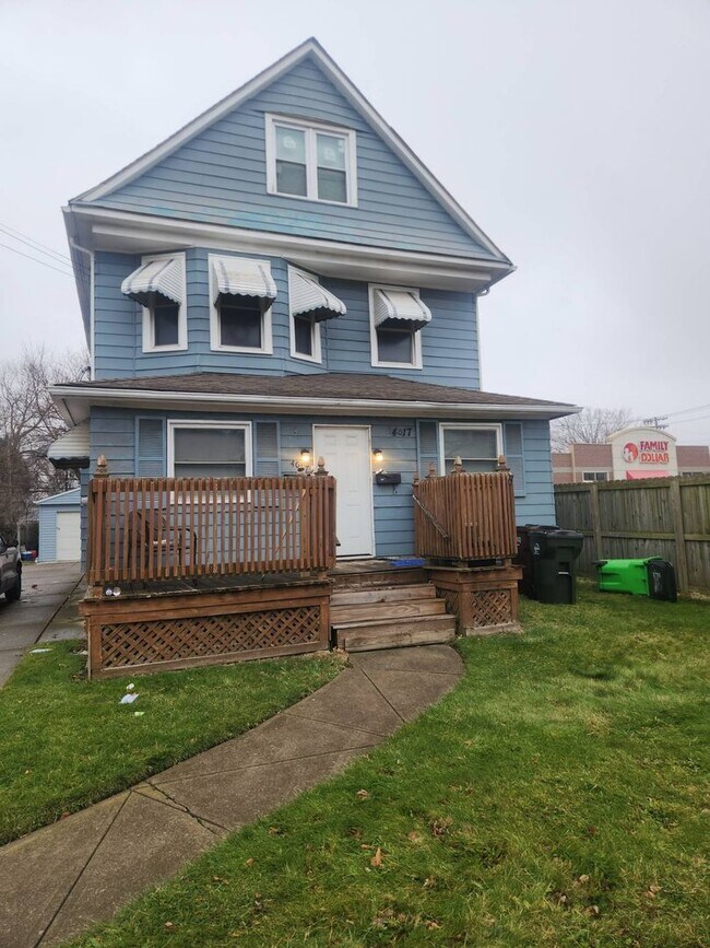 Foto del edificio - 4017 E 54th St