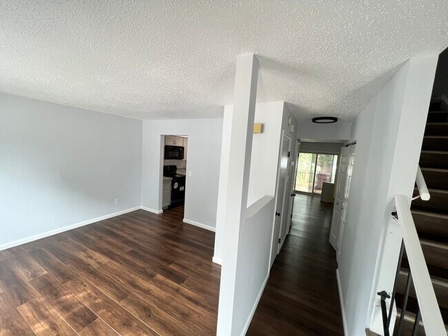 New floors - 1306 River Birch Run S