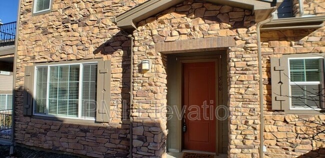 Foto del edificio - 566 E Dry Creek Pl