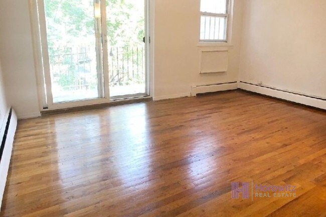 Foto del edificio - 18-11 Ditmars Blvd