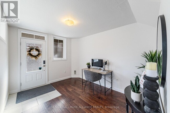 Photo du bâtiment - 1169 Garner Rd E