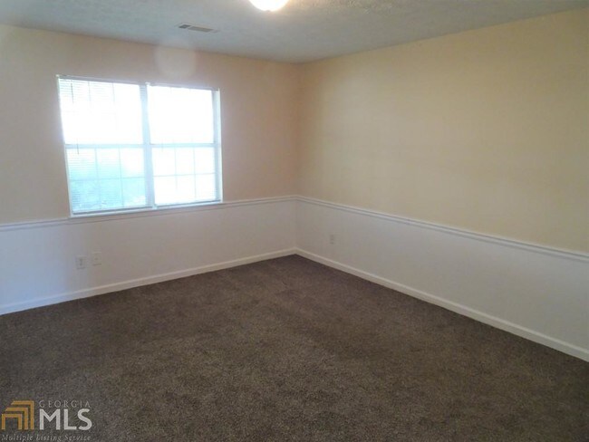 Building Photo - 1745 Hunting Creek Dr SE
