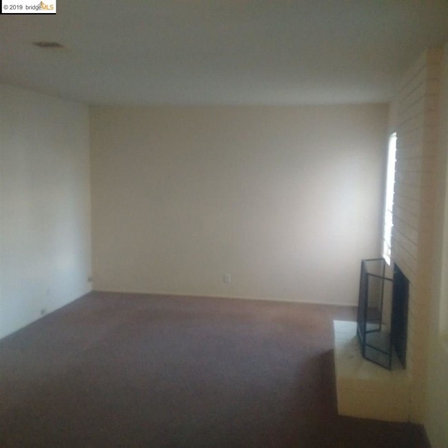Building Photo - 2449 O'Connor Dr