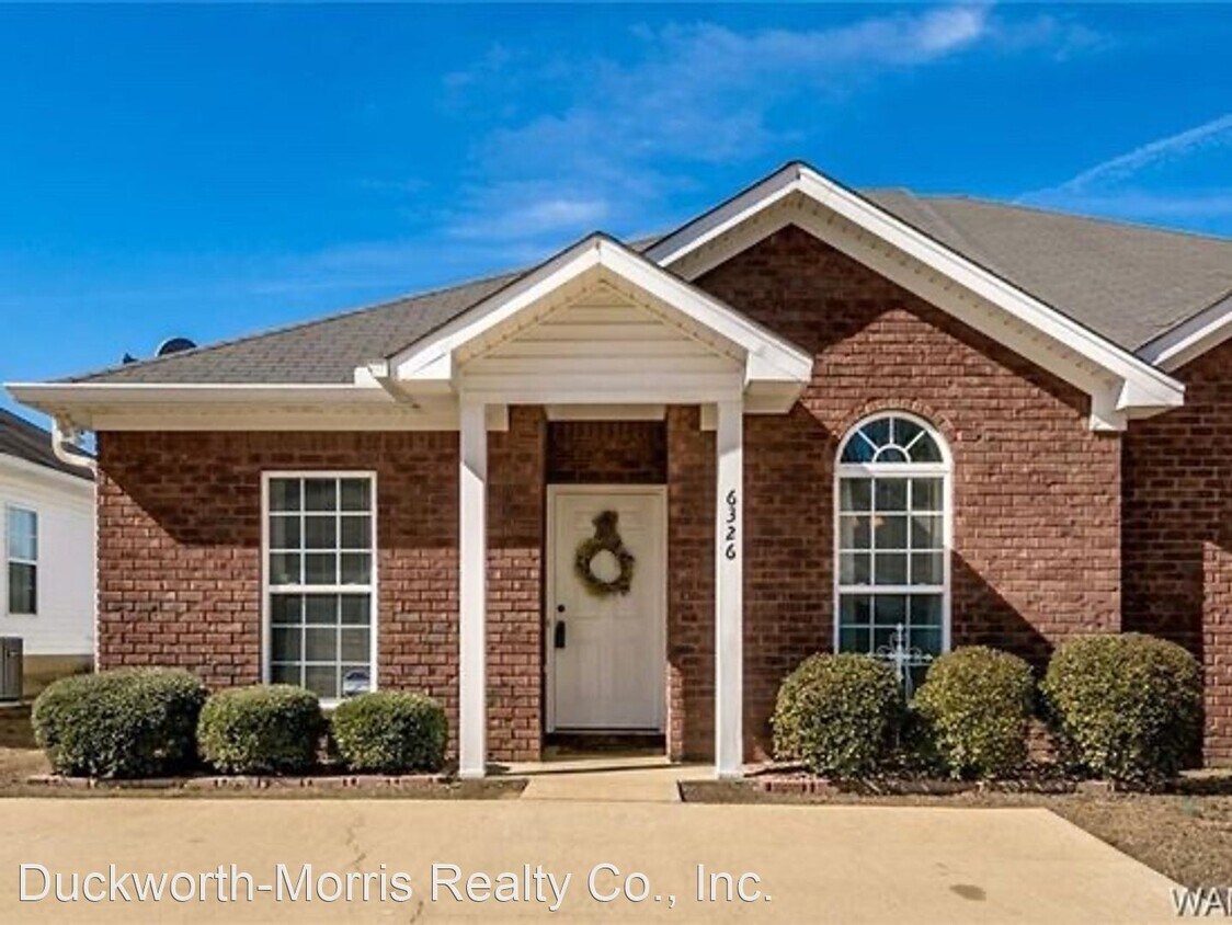 Foto principal - 3 br, 2 bath House - 6326 Covington Villas...