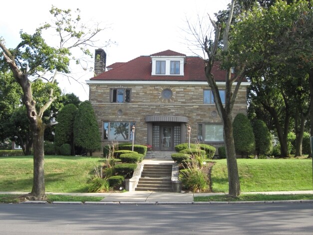 Primary Photo - 1401 W Broad St