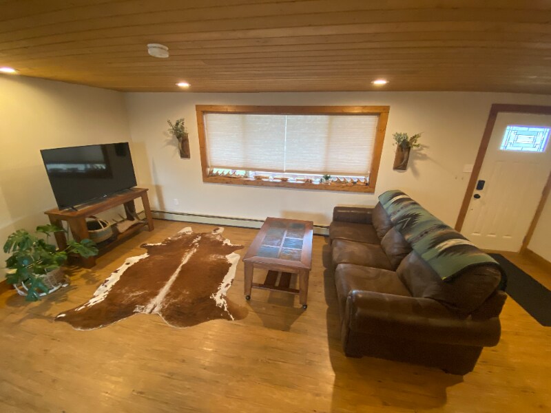 Foto principal - 207 Miles Ave