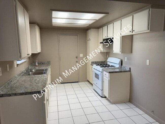 Foto del edificio - 37609 15th St E