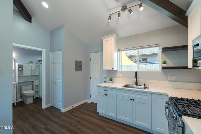 Foto del edificio - 506 E Hemlock St