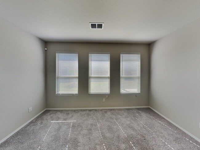 Building Photo - 6261 Outrigger Rd