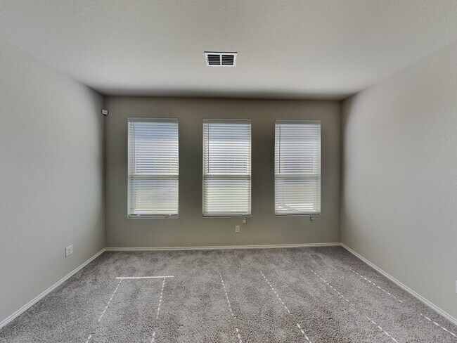 Foto del edificio - 6261 Outrigger Rd