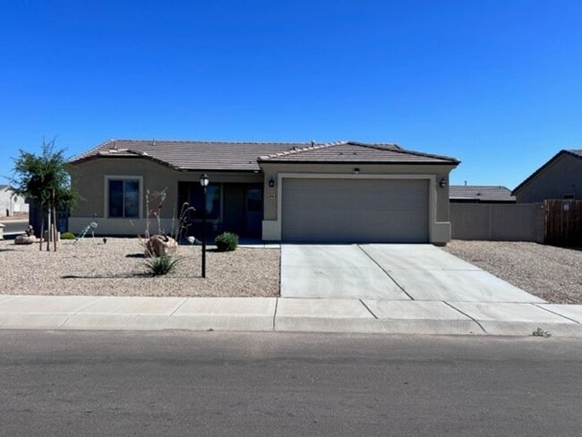 Building Photo - 3 Bedroom 2 BA @ Kingman Crossing with RV ...