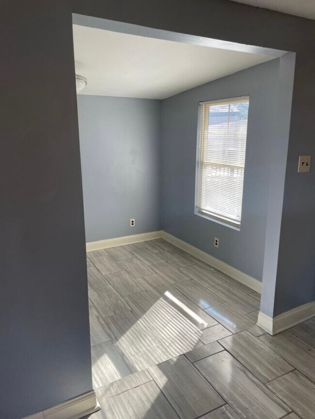 Foto del edificio - 1657 Thornton Pl SW