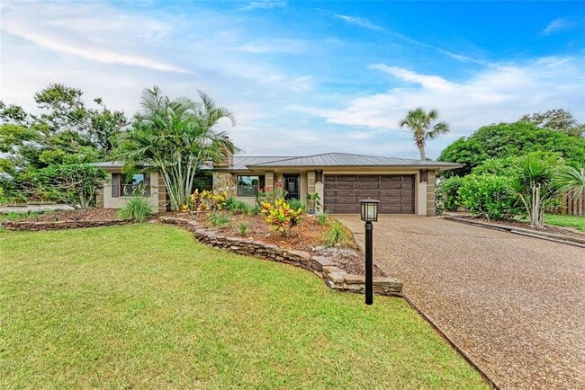 Building Photo - 451 N Shore Dr