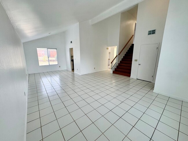 Foto del edificio - 3406 Chandler Cir