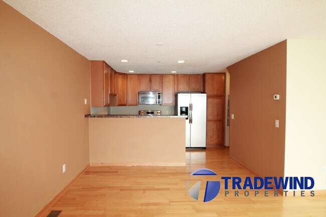 Building Photo - 4800 Underwood Ln N