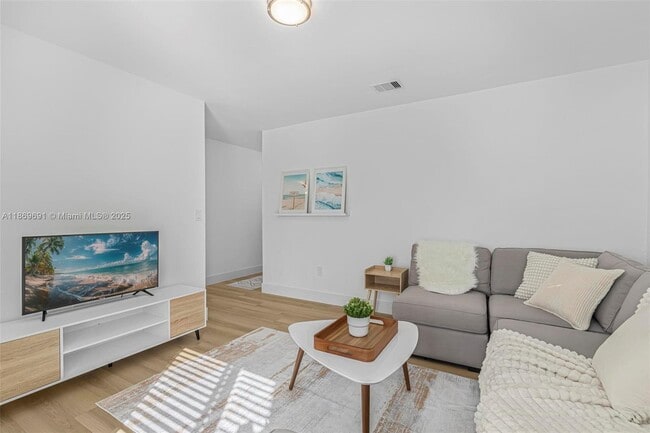 Foto del edificio - 2661 SW 28th Ct