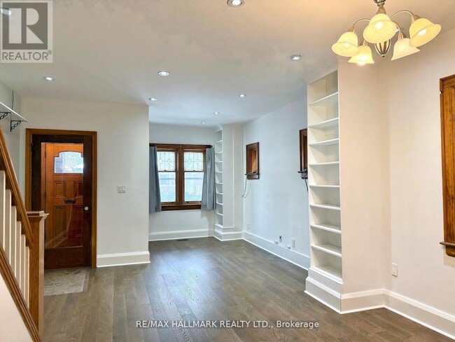 Building Photo - 56 Highfield Rd