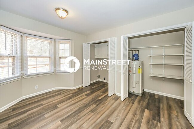 Foto del edificio - 3 Bedroom Pet-Friendly Home in MOUNT JULIE...