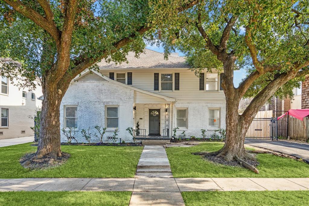 Foto principal - 1747 Lexington St