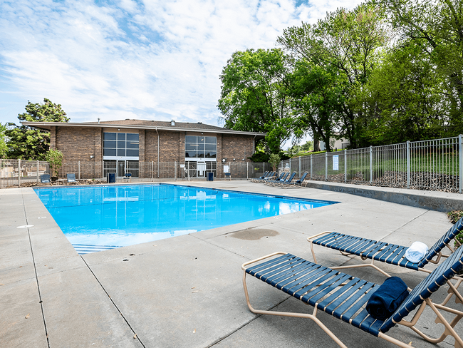 ¡Brillante piscina para residentes! - Grandridge