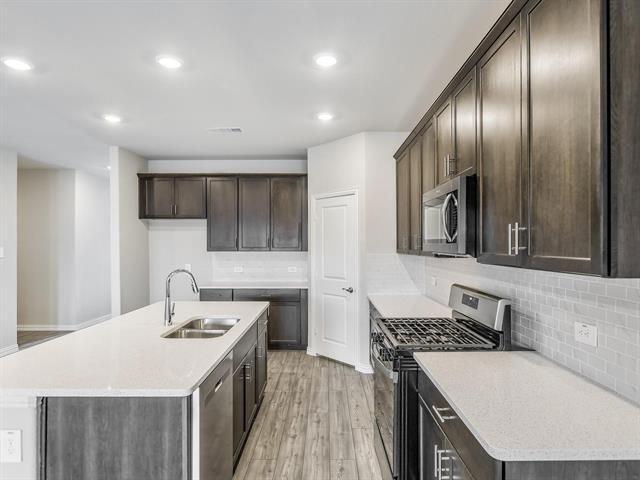 Foto del edificio - 2256 Bellatrix Dr