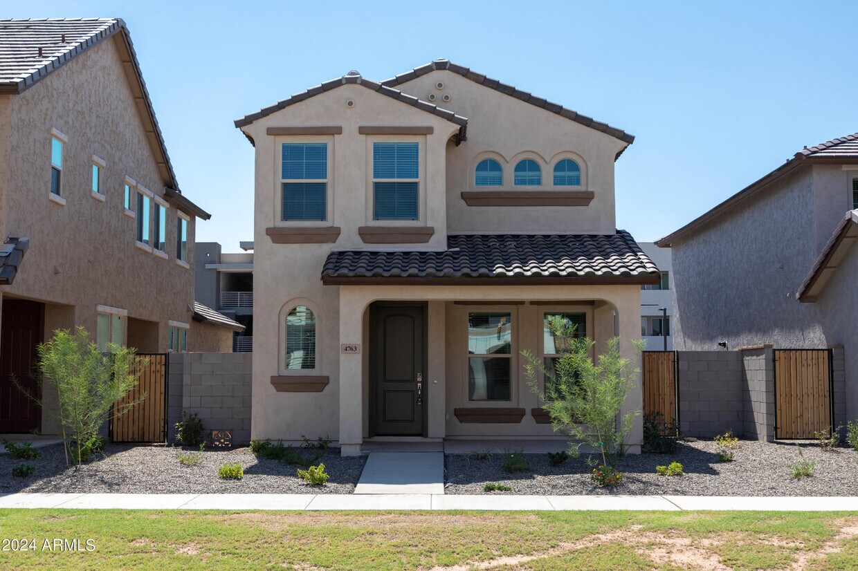 Foto principal - 9326 E Strobe Ave