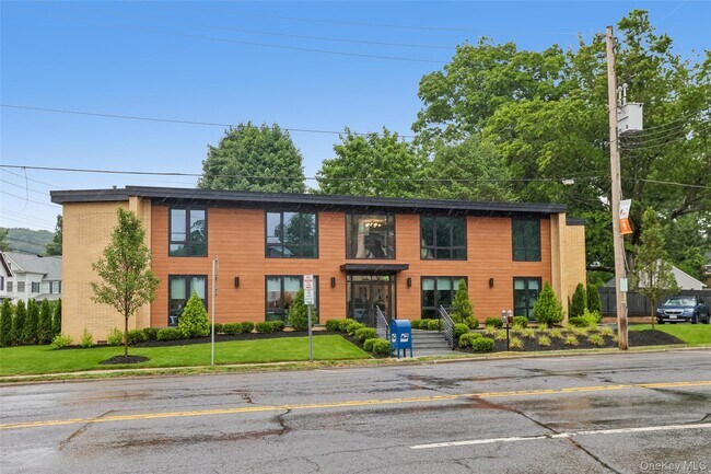 Foto del edificio - 325 Manville Rd