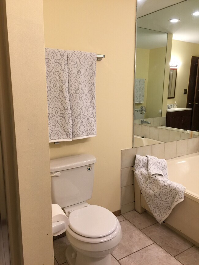 156 Stream Ct, Bushkill, PA 18324 Townhome Rentals in Bushkill PA