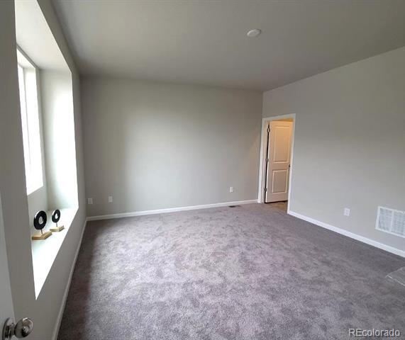 Foto del edificio - 1070 Oak Cir