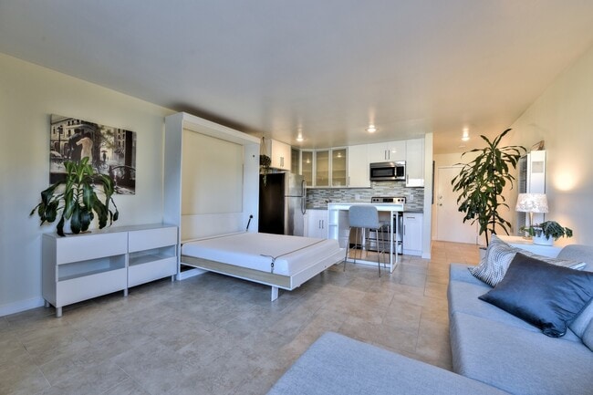 Foto del edificio - Remodeled Studio in Diamond Heights Villag...