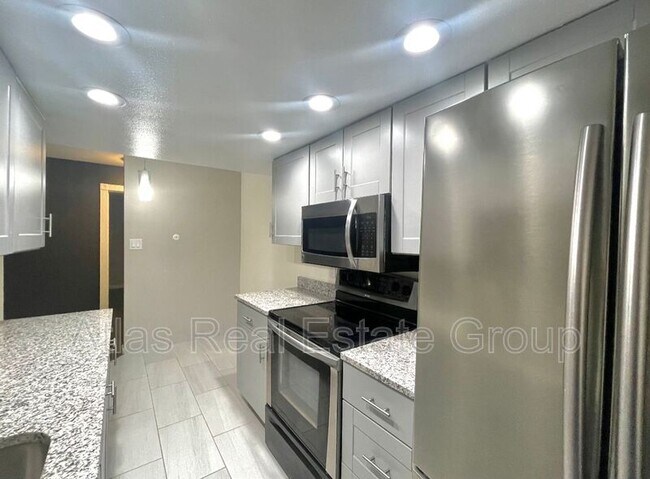 Foto del edificio - 8330 Zuni St