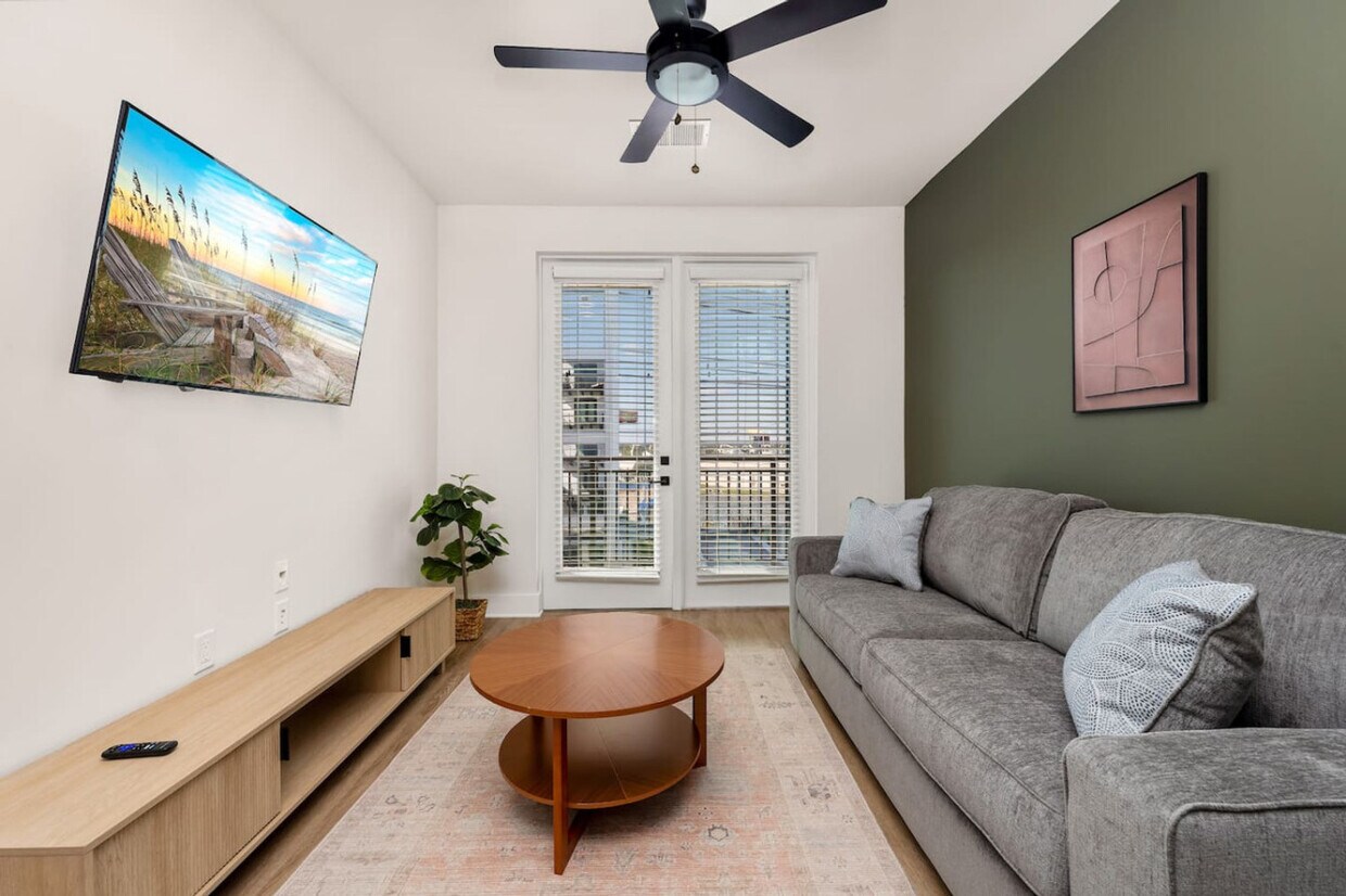 Foto principal - 3820 N Clark Ave