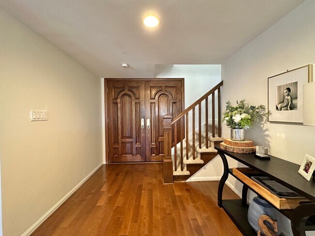 Building Photo - Spacious 4-Bedroom Family Home with EV Cha...