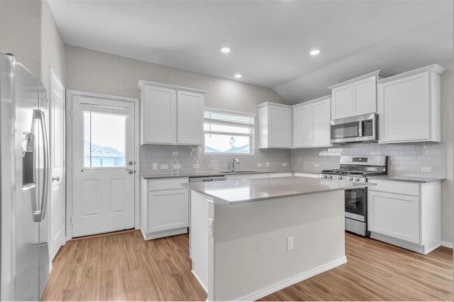 Building Photo - 240 Madrid