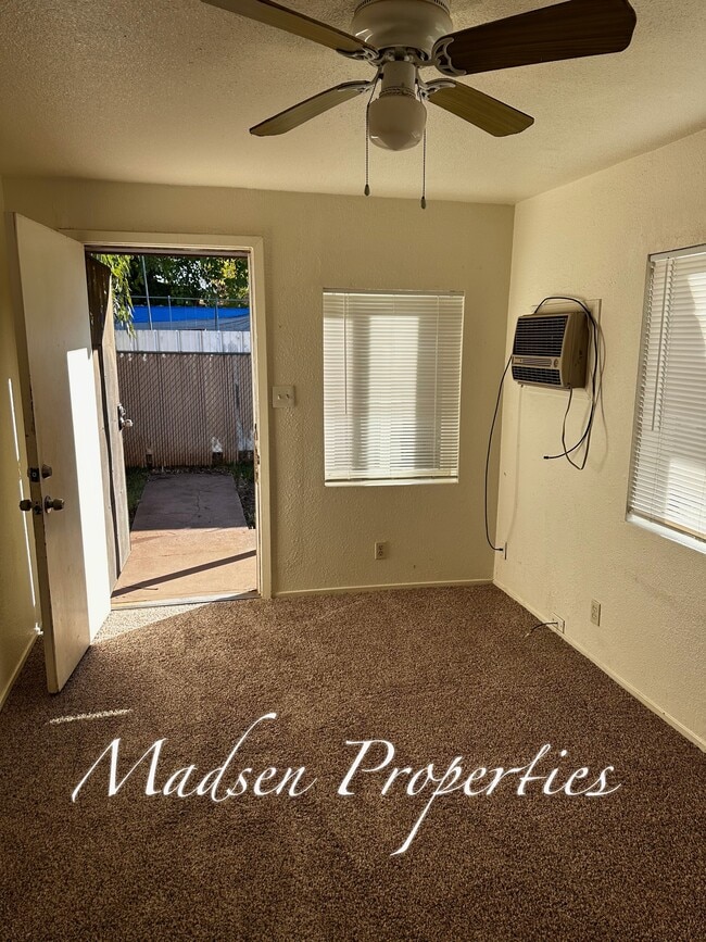 Building Photo - 1966 Idora St