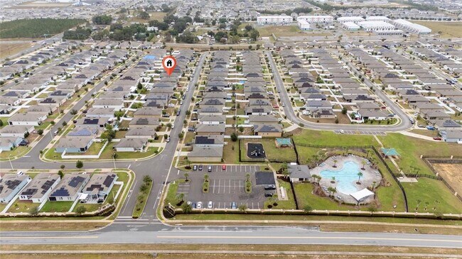 Foto del edificio - 901 Orchid Grove Blvd