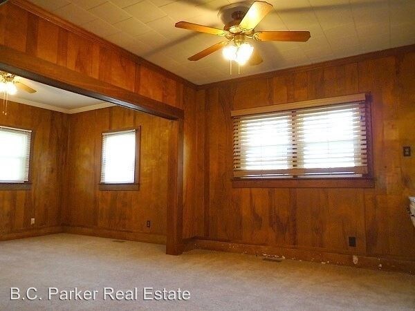Foto del edificio - 3 br, 1.5 bath House - 804 Kilby St.
