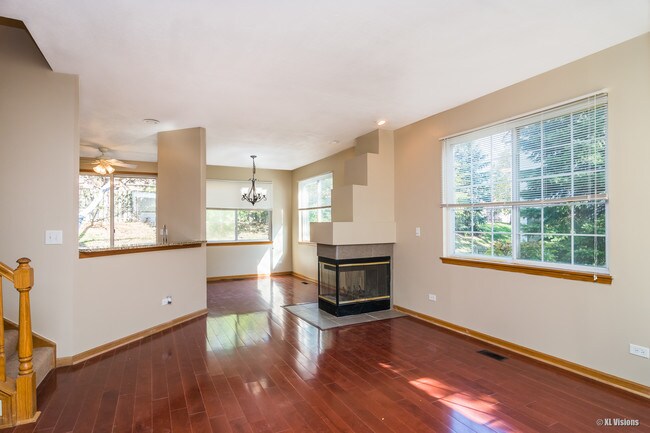 Sala de estar - 3044 Waters Edge Cir