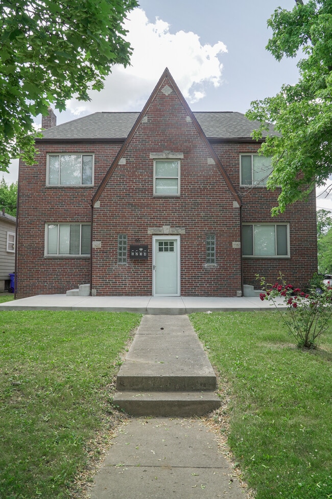 Building Photo - 65 N Brinker Ave