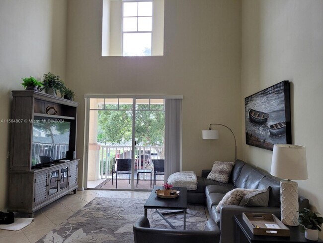 Building Photo - 4812 Central Blvd