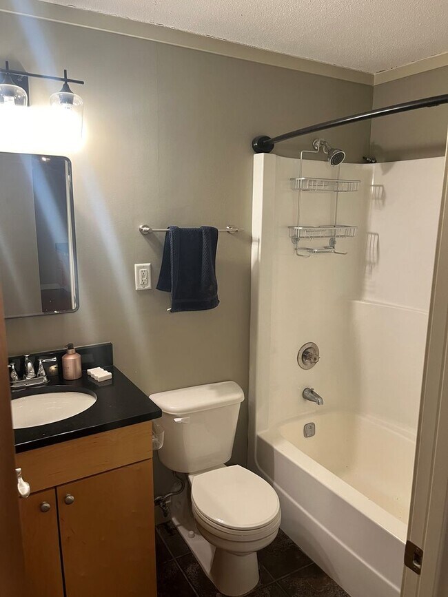 Foto del edificio - 2800 W 44th St