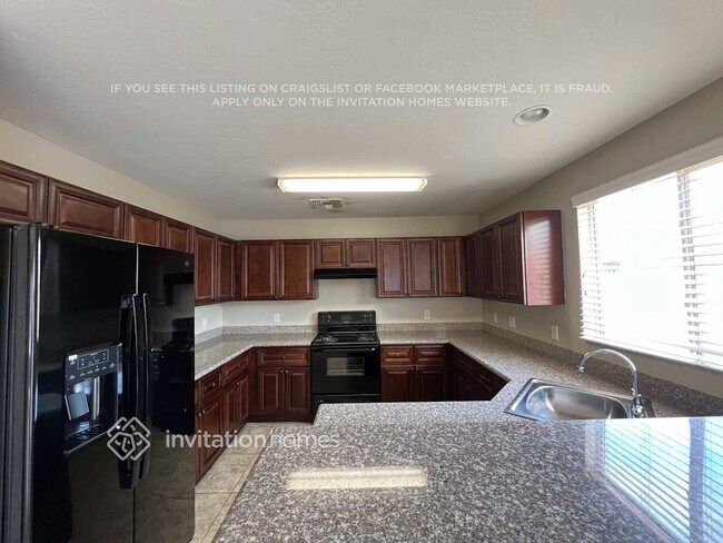 Foto del edificio - 11814 W Cortez St