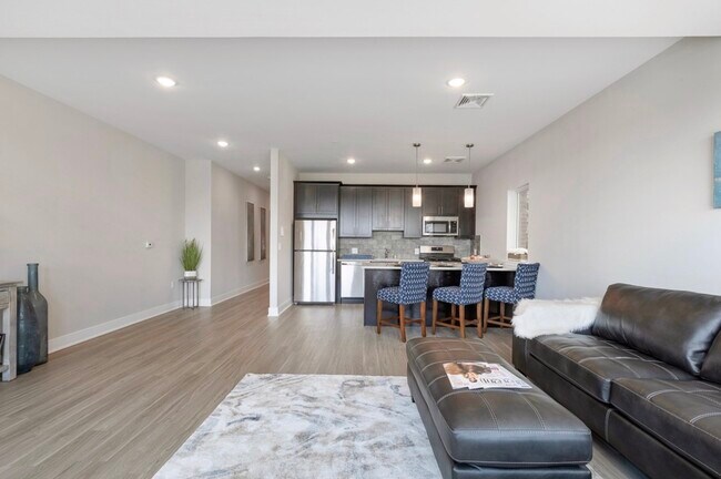 Foto del edificio - 140 Comet Way