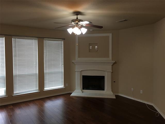 Foto del edificio - 5040 Cassidy Ln