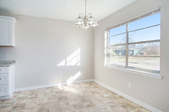 Foto del edificio - 600 6th Ave N