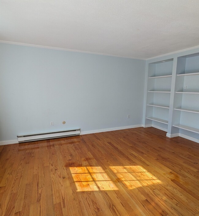 Building Photo - 1 Fieldstone Dr