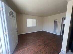 Building Photo - 1535 W 80th St