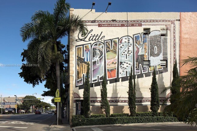 Foto del edificio - 2147 SW 11th St