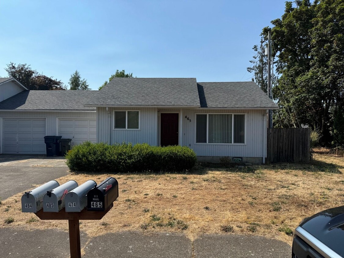 Primary Photo - 2 Bedroom in Junction City